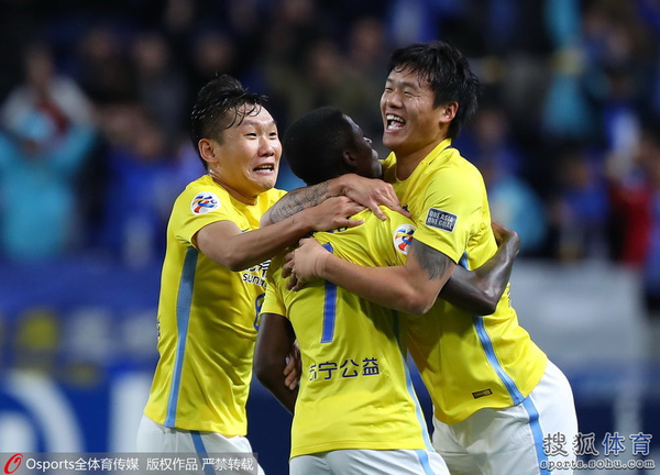 苏宁战胜对手，凭借实力获得比赛胜利