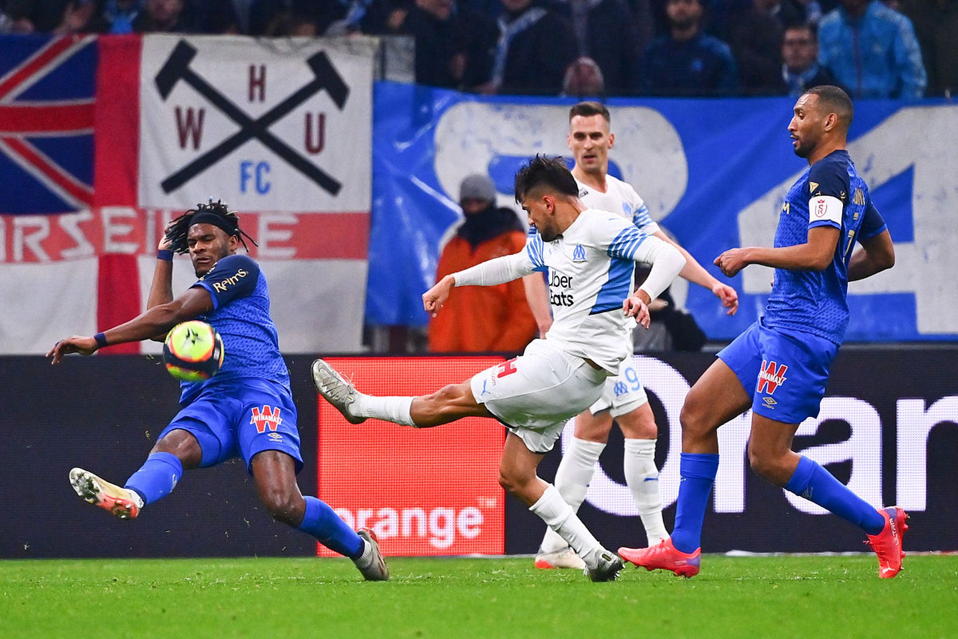 开云体育平台APP-纽卡斯尔联客场逆转，阿斯顿维拉遭遇失利的简单介绍