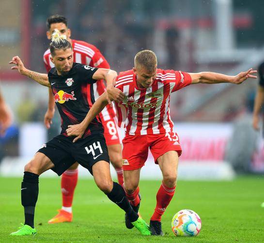 开云下载-关于柏林赫塔连胜，球队发挥出色冲击欧战资格的信息