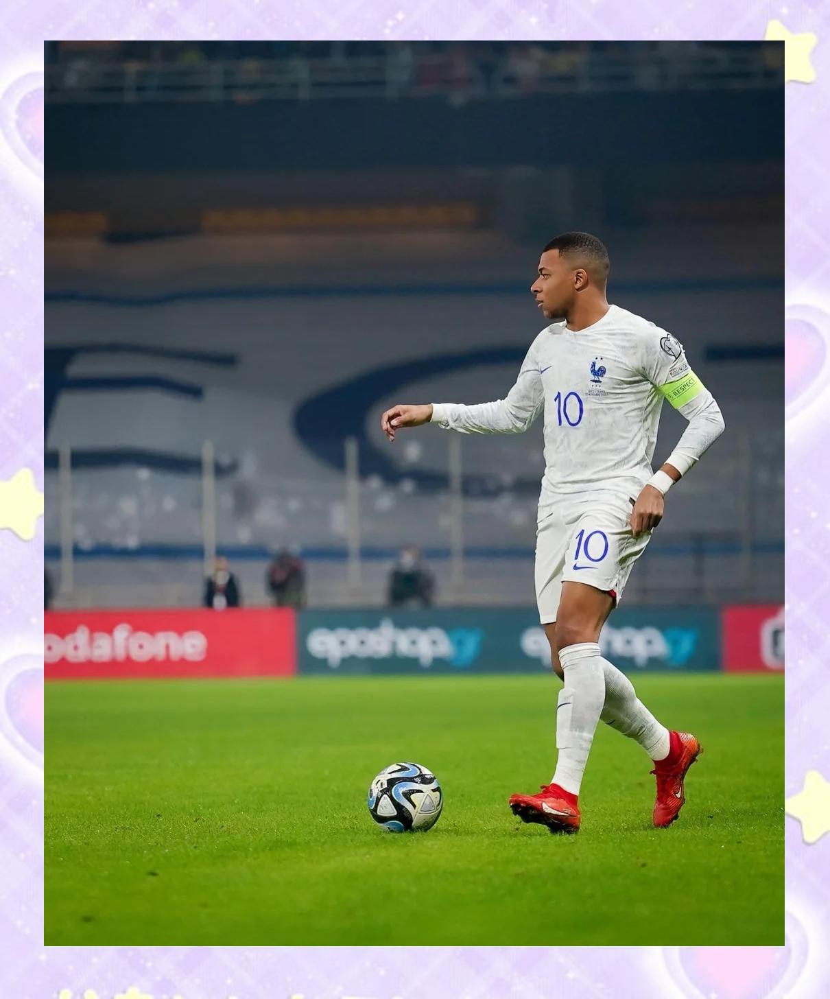 包含法国队强势横扫，顺利晋级欧预赛决赛的词条