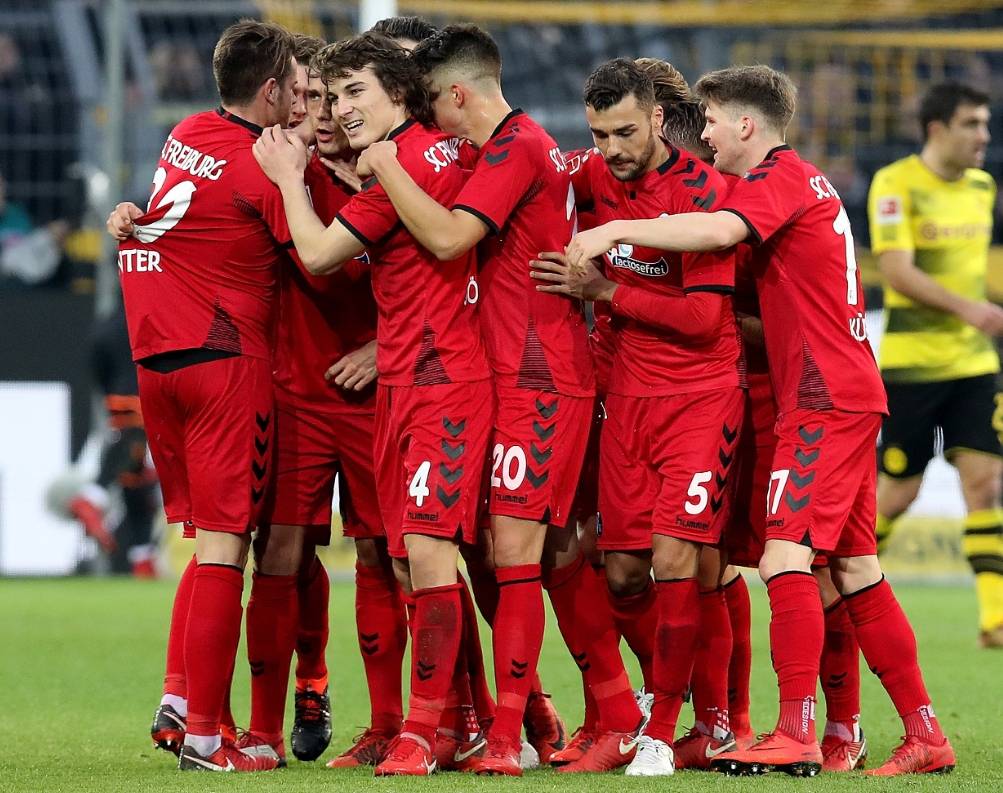 开云体育下载-沃尔夫斯堡主场失利，德甲争冠前景黯淡的简单介绍