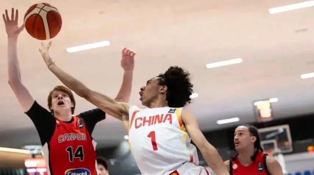 斯洛文尼亚球员努力拼搏，期待逆袭的简单介绍