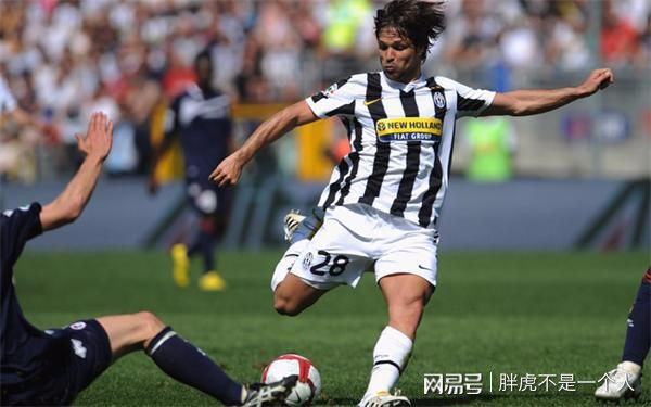 开云下载-切沃绝杀取胜，球队成功逃离降级区