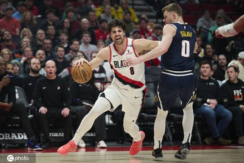 开云体育平台APP-开拓者主场击败奇才，取得胜利