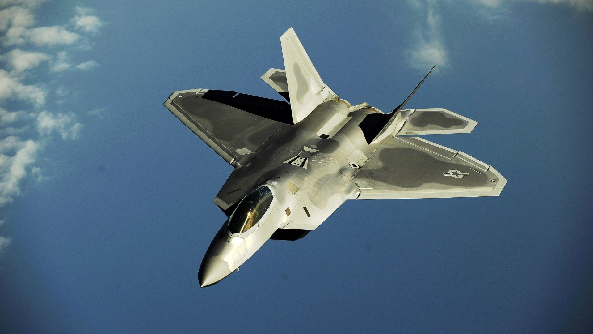 开云体育官方网站-国家德比之夜，托尼在伯纳乌攻防两端的完美统治