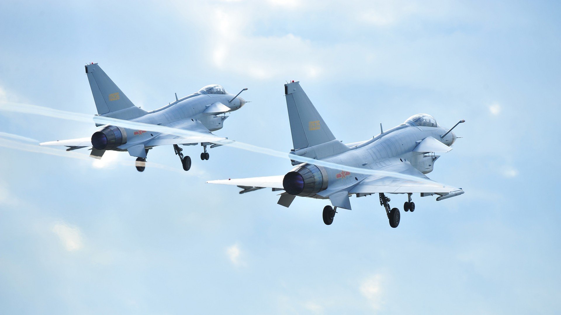 开云体育官网-太阳熔铸防线，莫兰特的双面统治