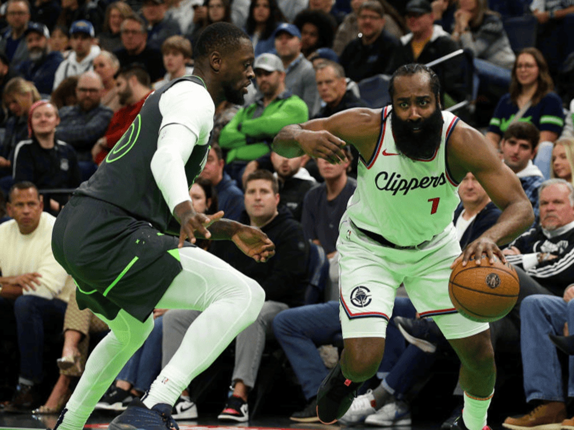 伦纳德刷新纪录，森林狼横扫国王