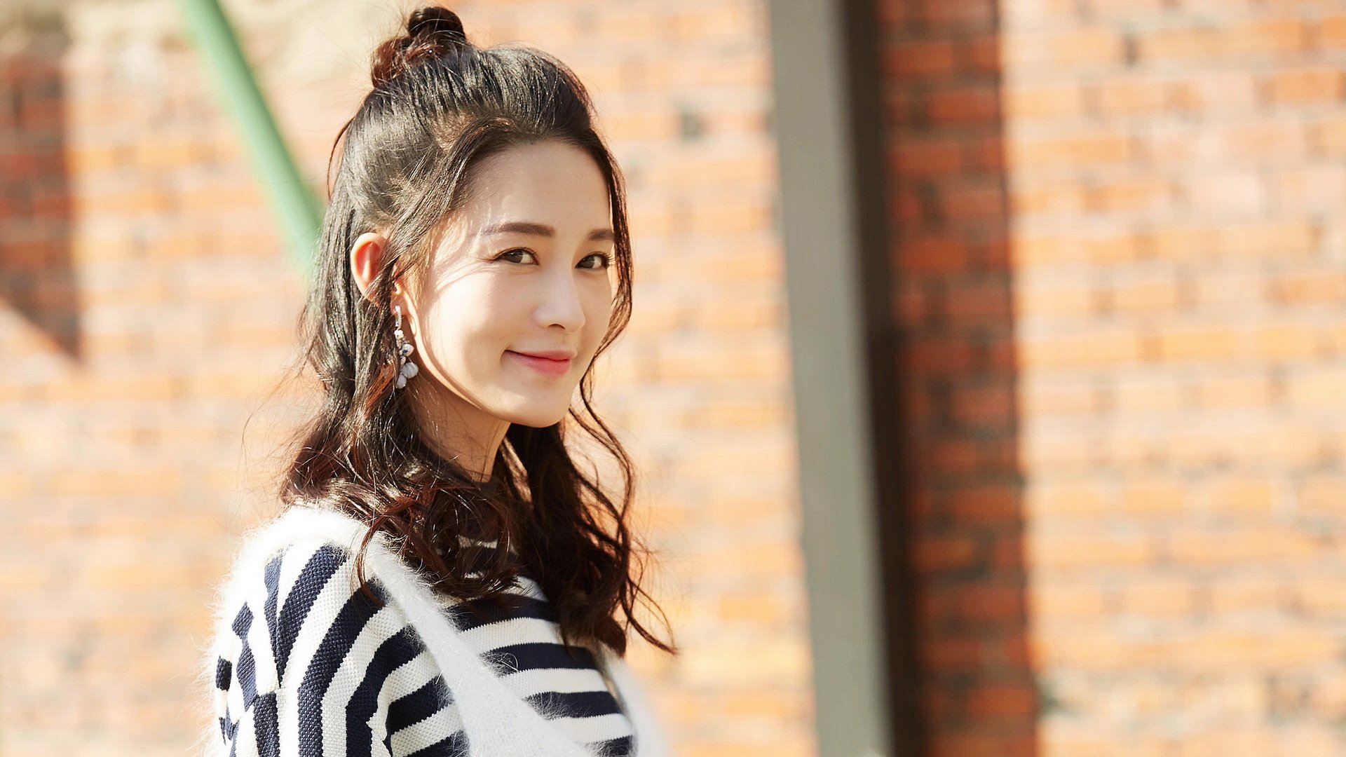 伊朗爆冷拿下瑞典，伊萨克压制级发挥却难挽败局